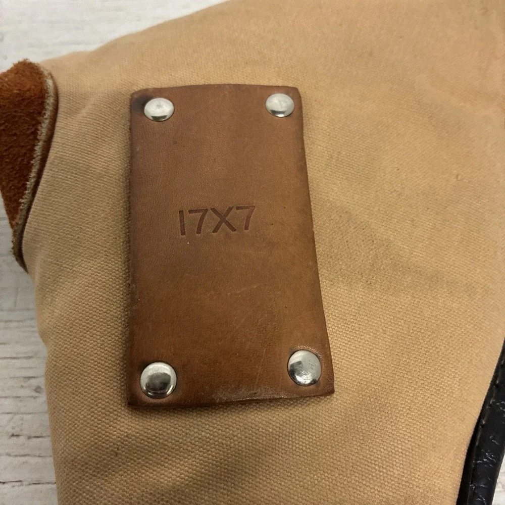 JM BUCHEIMER 17X7 FLAP HOLSTER Some Damage On Closing